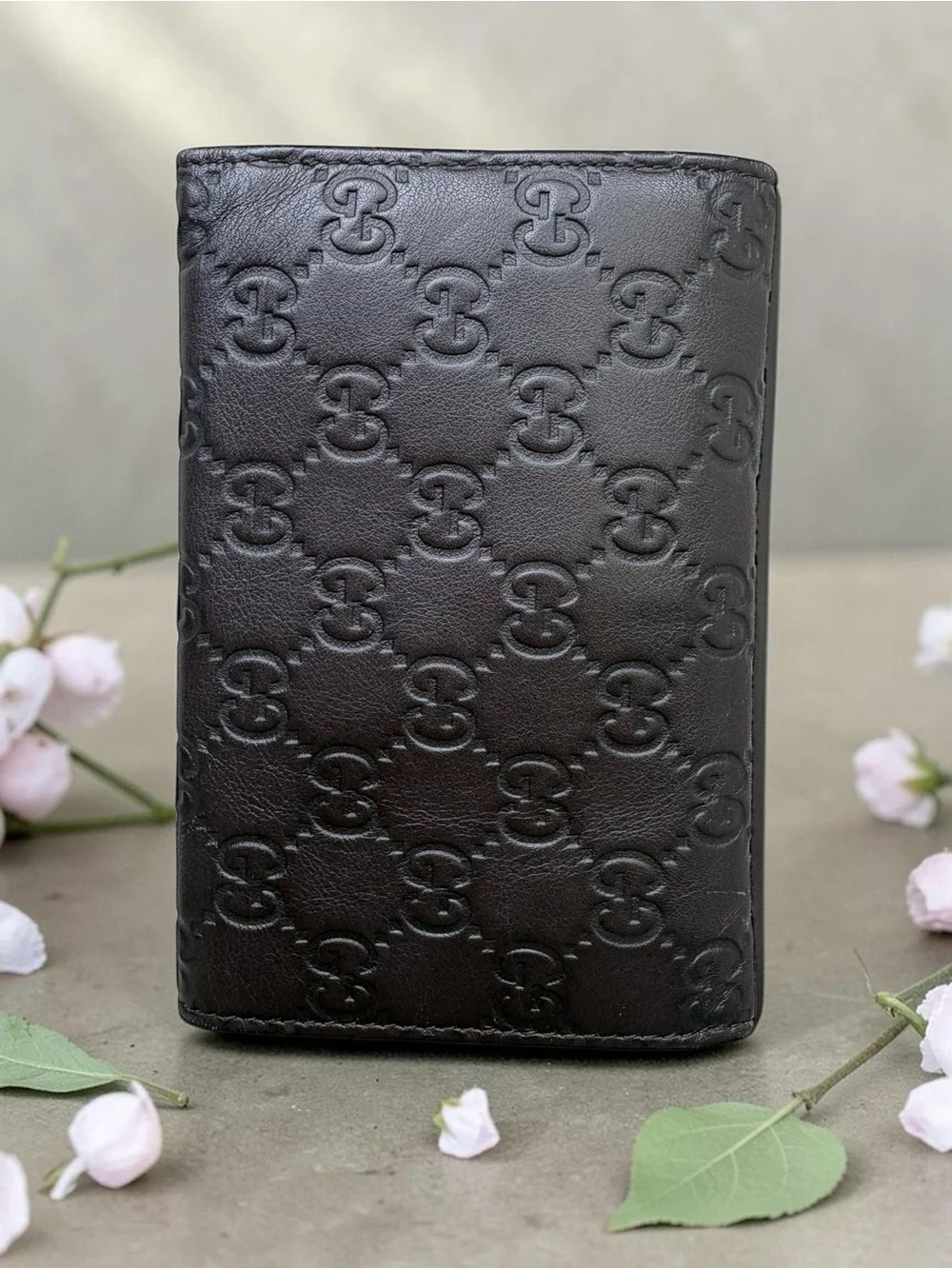 Gucci Chocolate Brown Embossed GG Leather Wallet - Picture 3 of 5